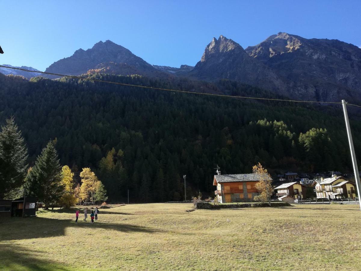 Hotel Vers Le Bois Valsavarenche Exterior foto